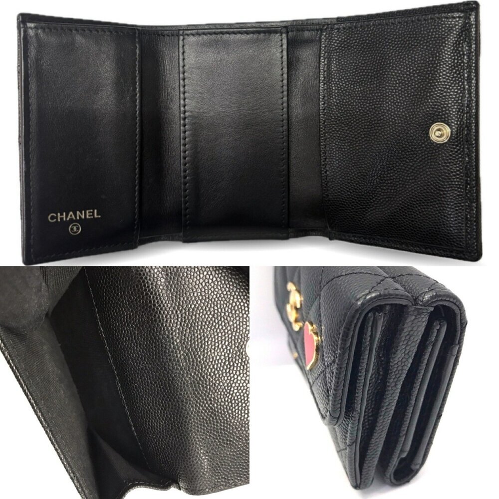 CHANEL Black Caviar Leather Heart Wallet - Picture 5 of 6